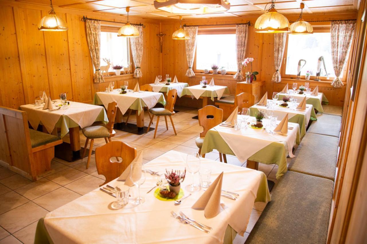 Almhotel Bergerhof Sarentino Buitenkant foto