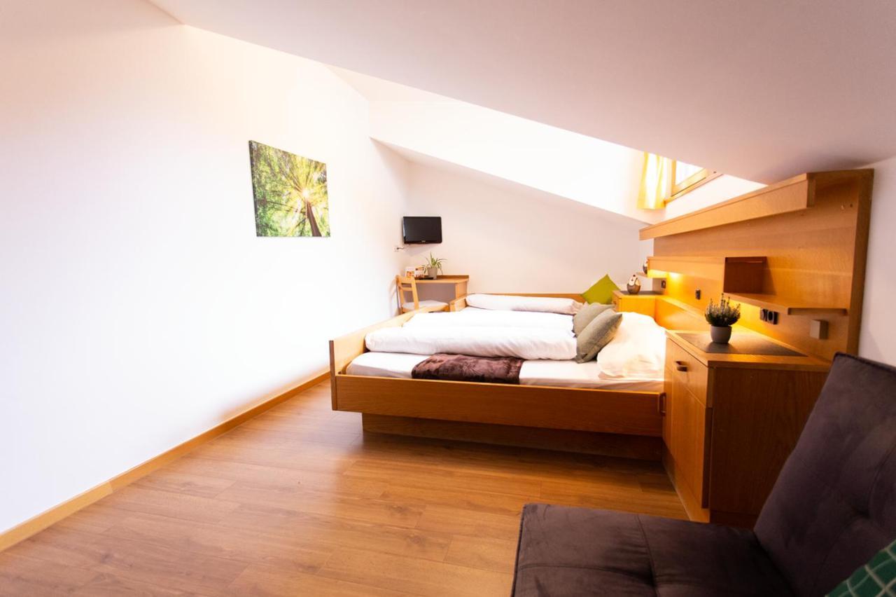 Almhotel Bergerhof Sarentino Buitenkant foto
